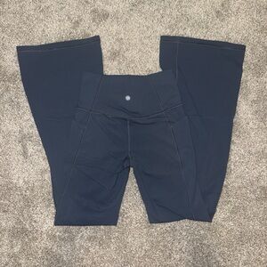 Athleta salutation stash flare pant